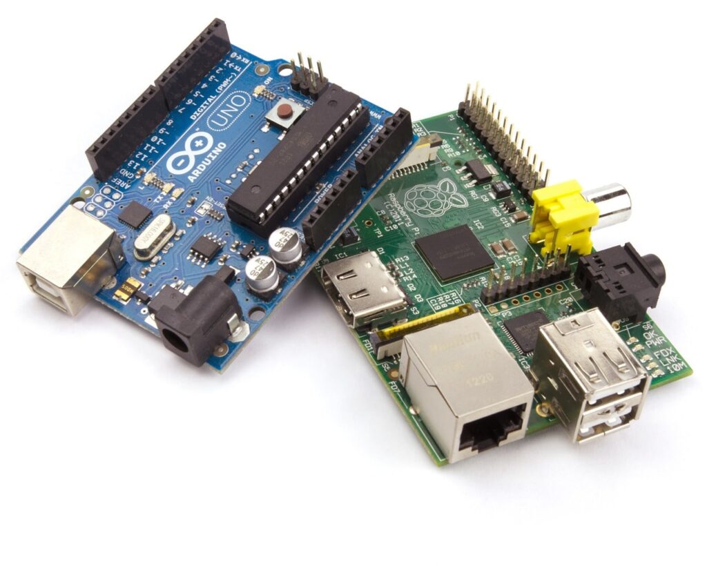 Comparison of Arduino UNO and Raspberry Pi min